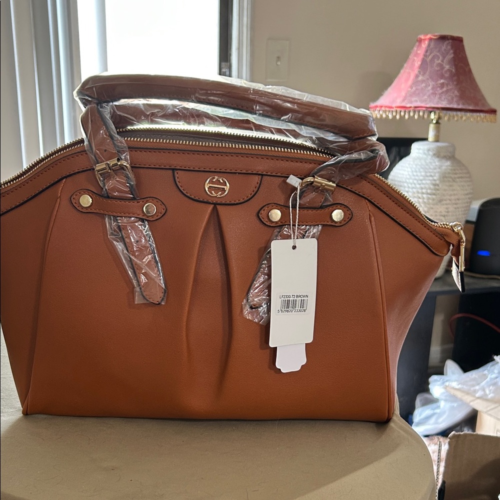 Elegant Tan Vegan Leather Handbag